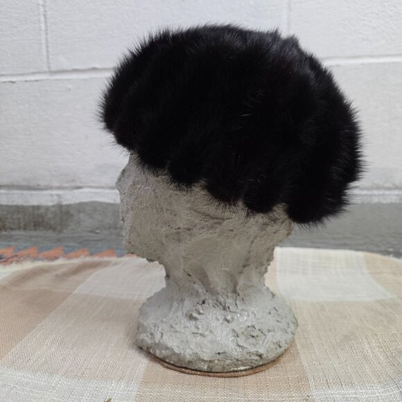 True Vintage Mobwife Skibunny Poetcore Operacore Preppy Black Fur Beret Cap Hat main image 8
